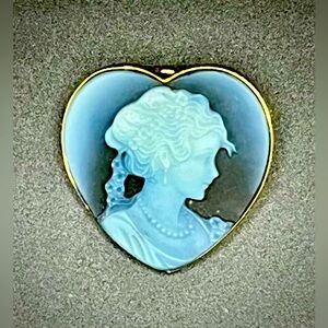 Cameo pin/pendant